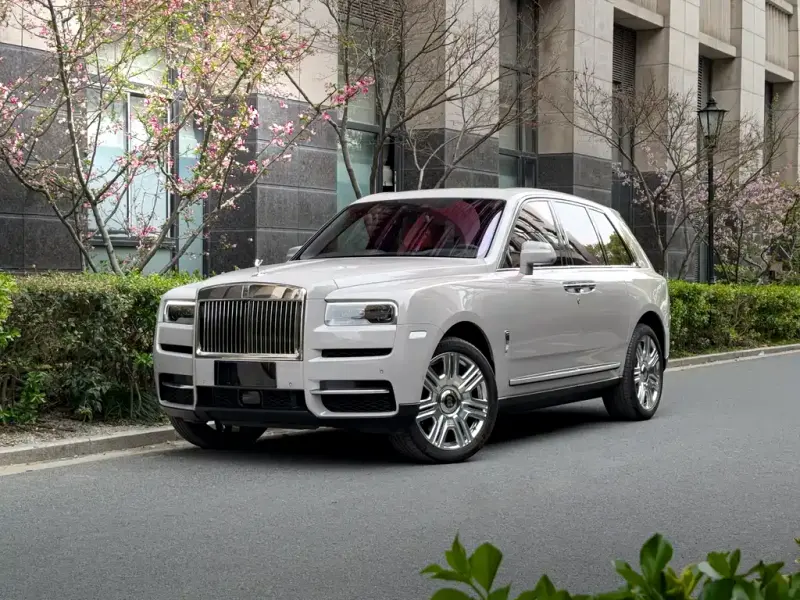 Rolls-Royce Cullinan, 2022