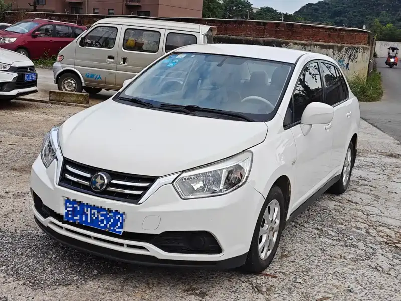 Venucia D50, 2016