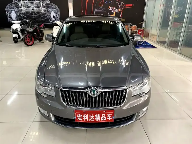 Skoda Superb, 2010