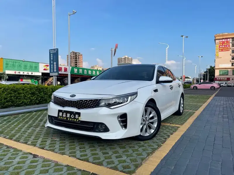 Kia K5, 2017