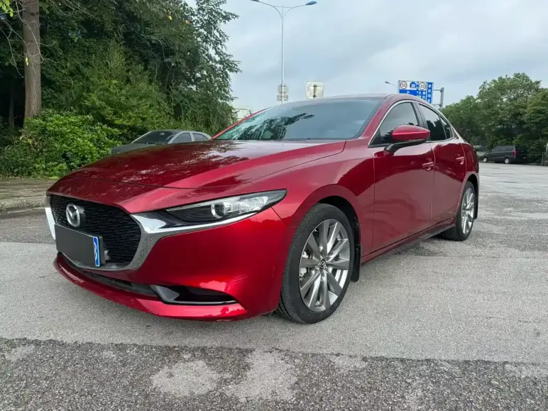 Mazda 3 Axela, 2022
