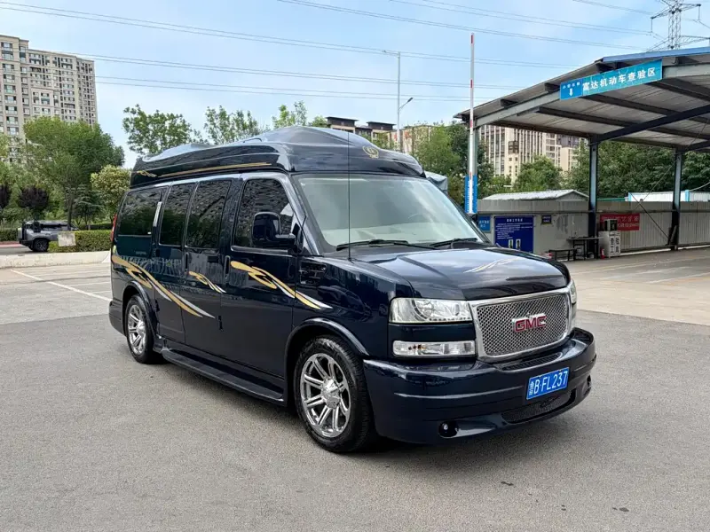 GMC Savana, 2012