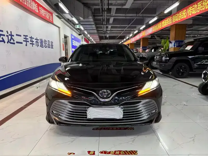 Toyota Camry, 2019
