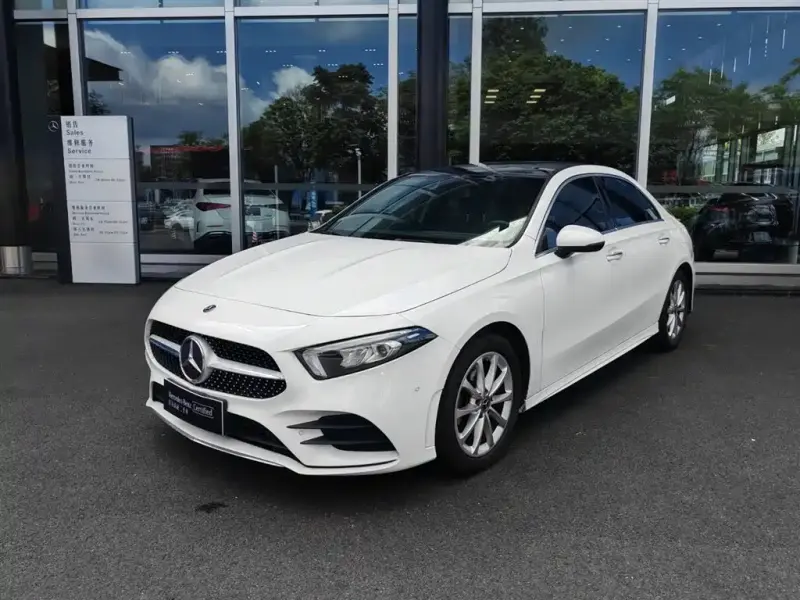 Mercedes-Benz A-Class, 2020 — фото 1