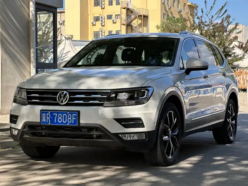 Volkswagen Tiguan L, 2020