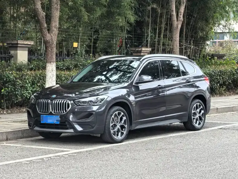 BMW X1, 2022 — фото 1
