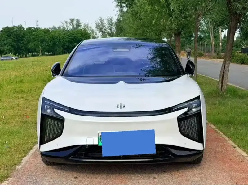 HiPhi X, 2023