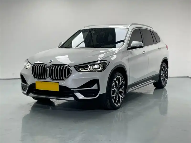 BMW X1, 2022 — фото 1