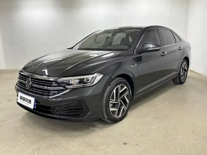 Volkswagen Sagitar, 2022