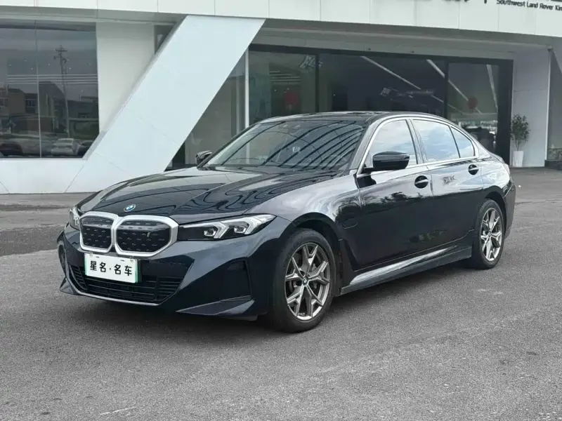 BMW i3, 2023