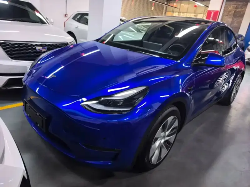 Tesla Model Y, 2021