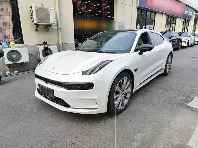 Zeekr 001, 2022