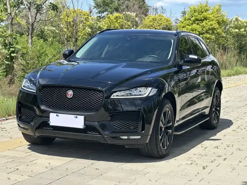 Jaguar F-PACE, 2020