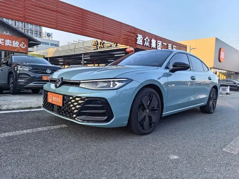 Volkswagen Passat, 2024