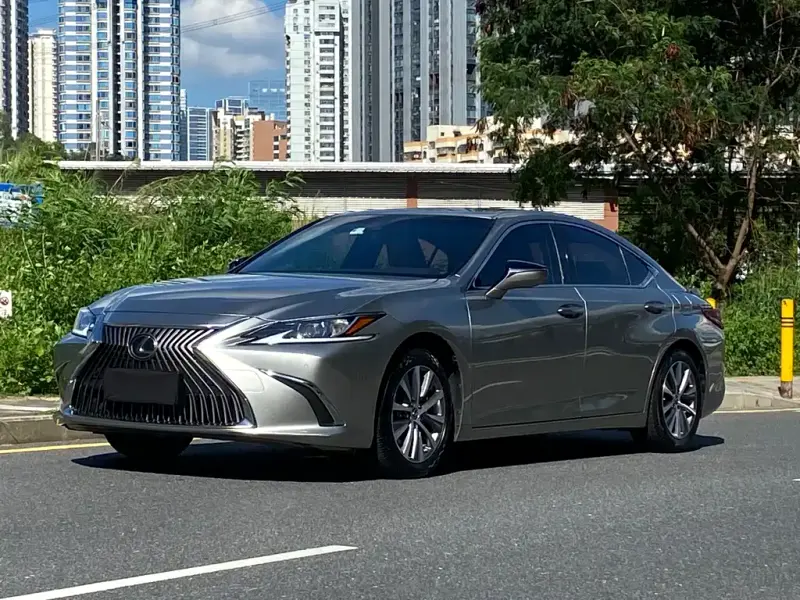 Lexus ES, 2021 — фото 1