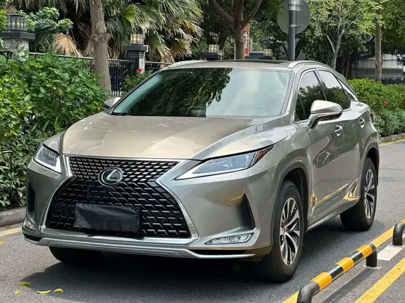 Lexus RX, 2021