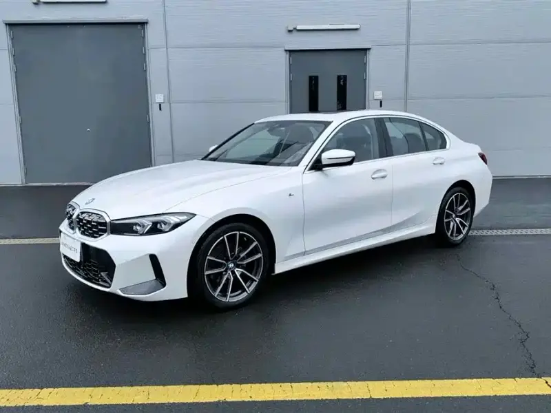 BMW 3 Series, 2025