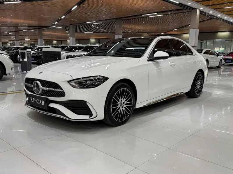 Mercedes-Benz C-Class, 2024