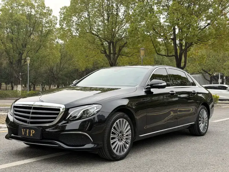 Mercedes-Benz E-Class, 2020 — фото 1