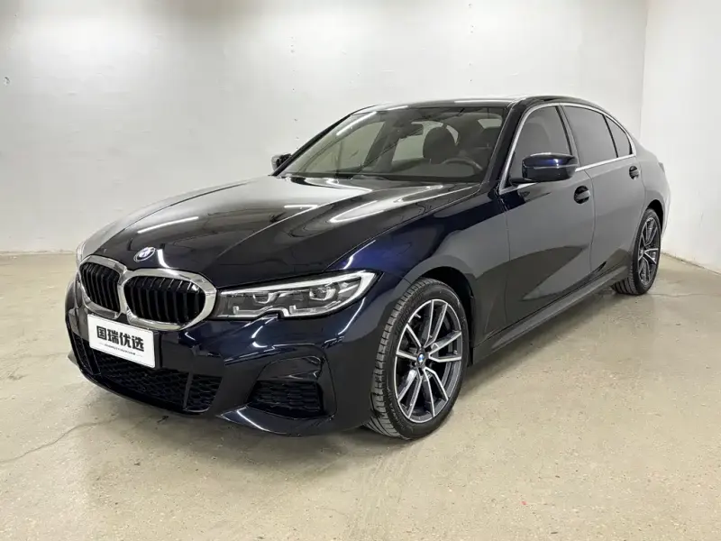 BMW 3 Series, 2022
