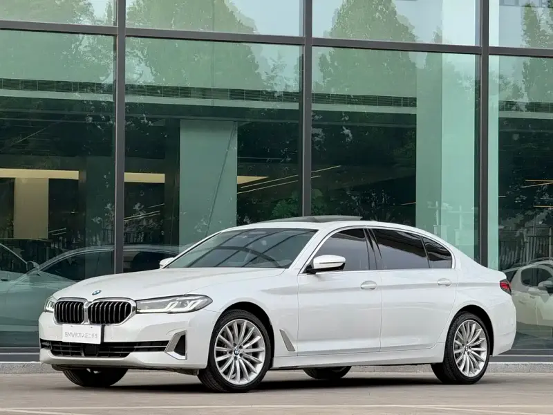 BMW 5 Series, 2022