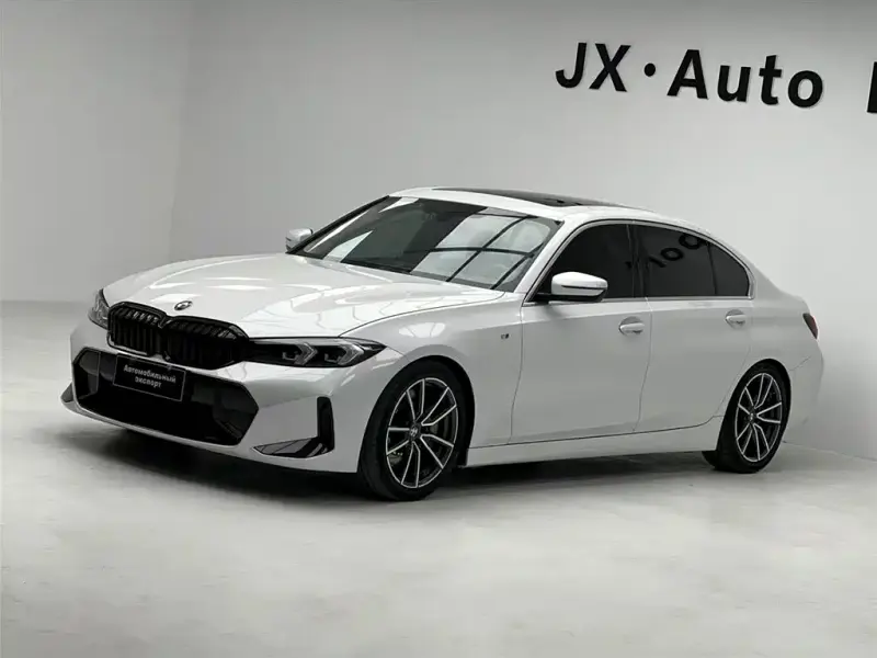 BMW 3 Series, 2023