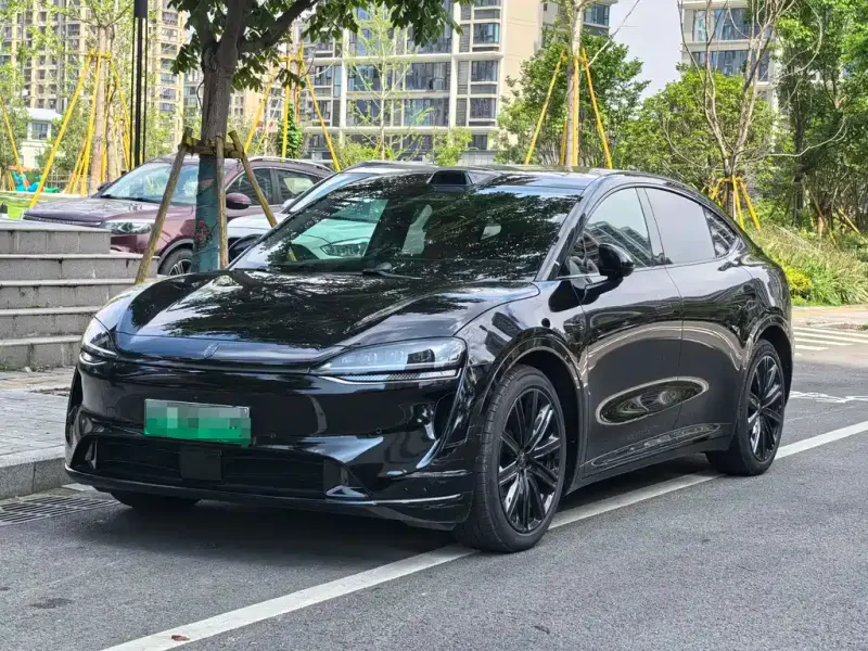 Luxeed Zhijie R7, 2025