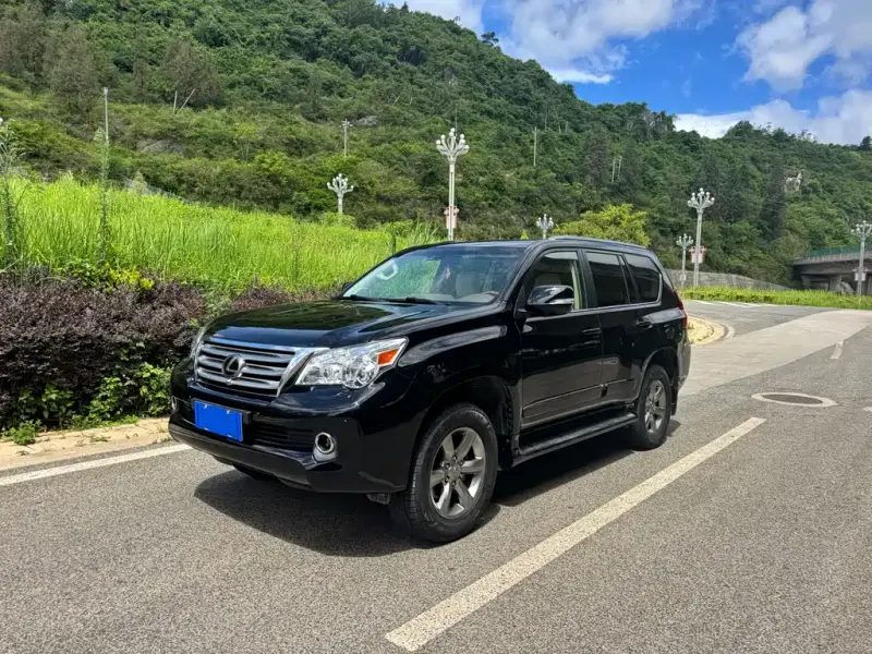 Lexus GX, 2012