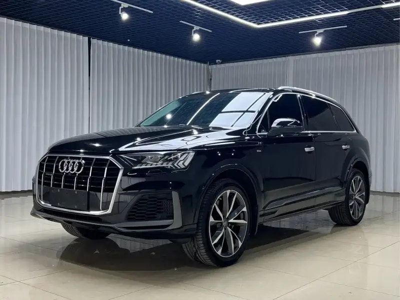 Audi Q7, 2020 — фото 1