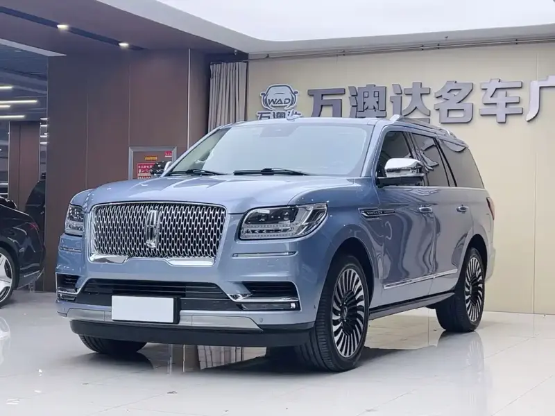 Lincoln Navigator, 2021 — фото 1
