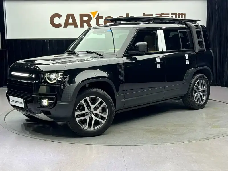 Land Rover Defender, 2024