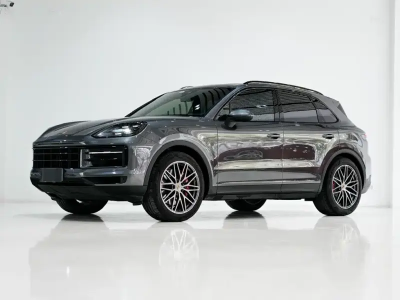 Porsche Cayenne, 2023