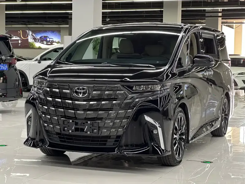 Toyota Alphard, 2024