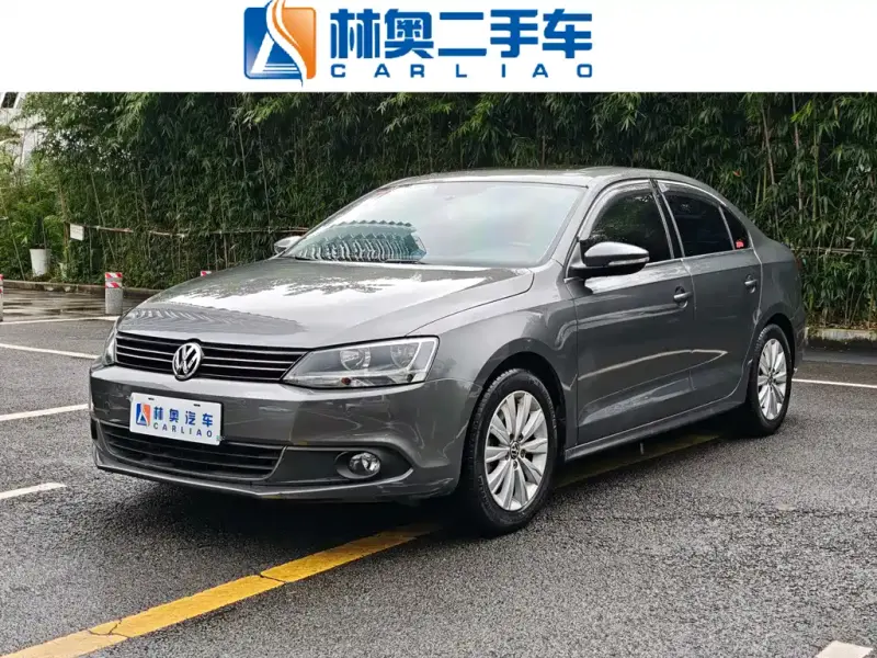 Volkswagen Sagitar, 2014