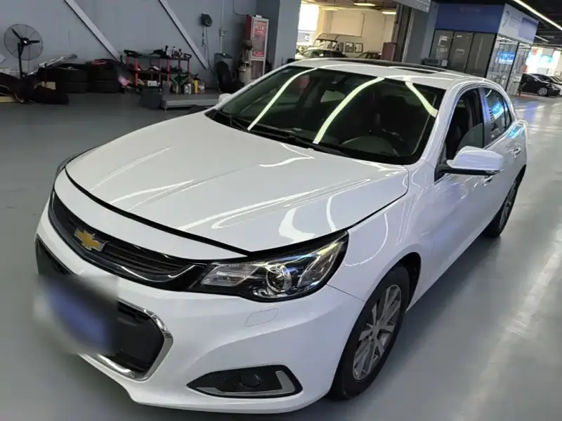 Chevrolet Malibu, 2017 — фото 1