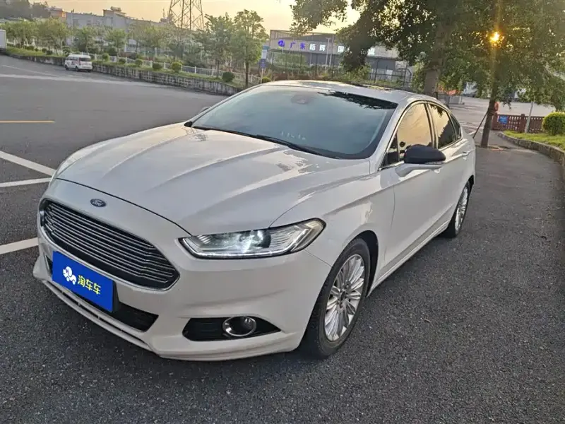 Ford Mondeo, 2015 — фото 1