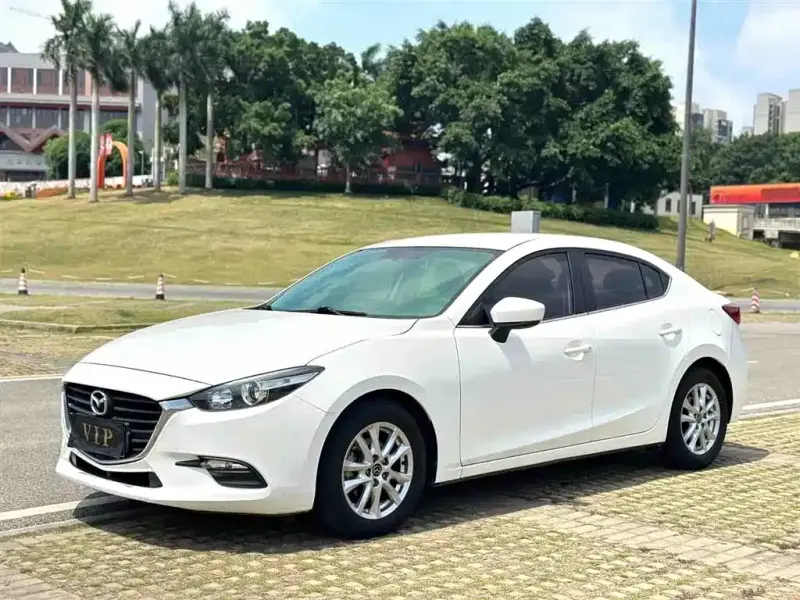Mazda 3 Axela, 2018