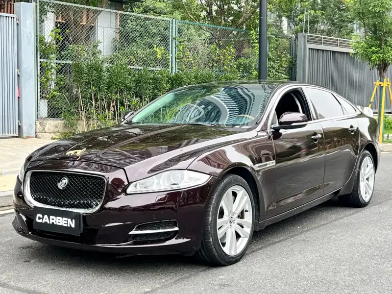 Jaguar XJ, 2012