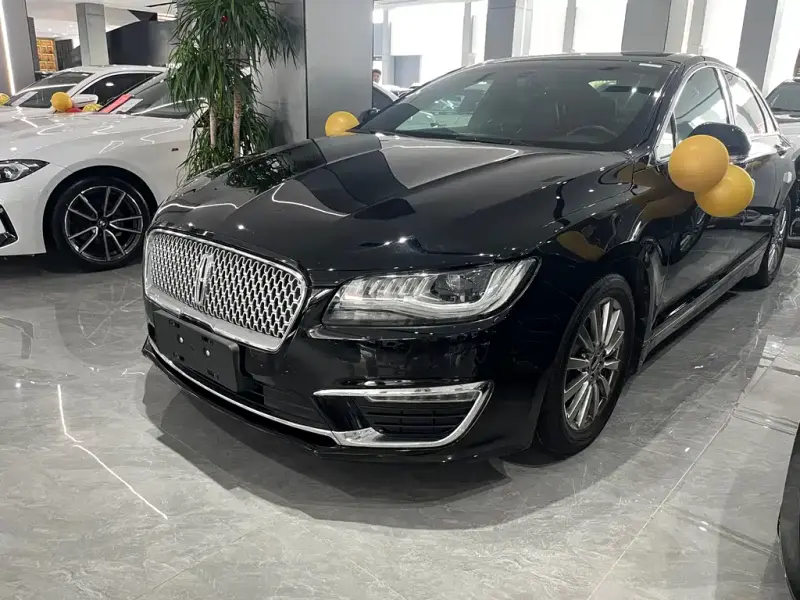 Lincoln MKZ, 2017