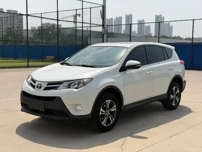 Toyota RAV4, 2016 — фото 1