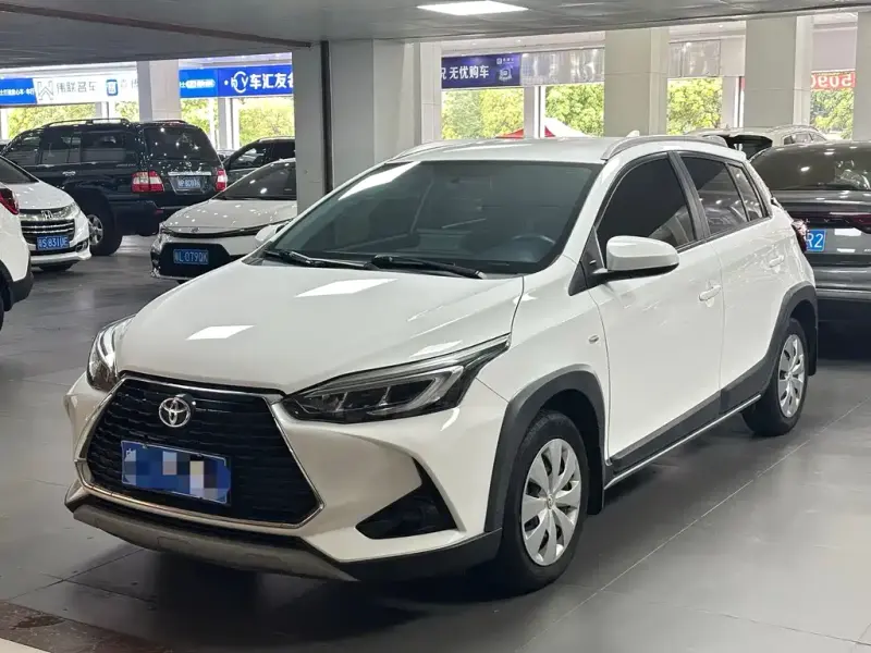 Toyota Yaris L, 2022