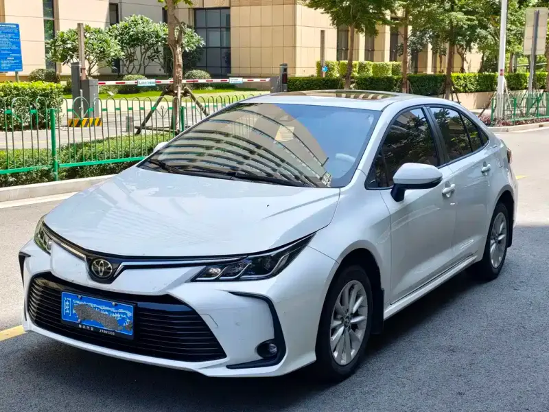 Toyota Corolla, 2021 — фото 1