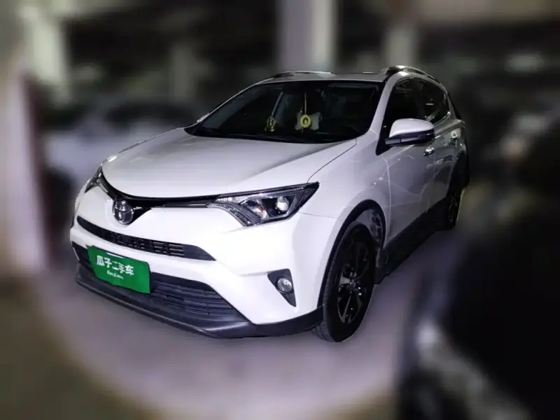 Toyota RAV4, 2018 — фото 1