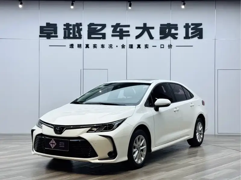 Toyota Corolla, 2022 — фото 1
