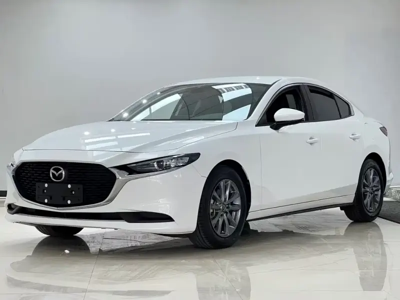 Mazda 3 Axela, 2022
