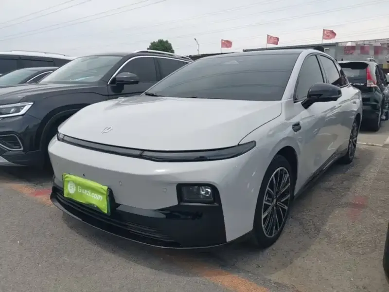 Leapmotor B01, 2025