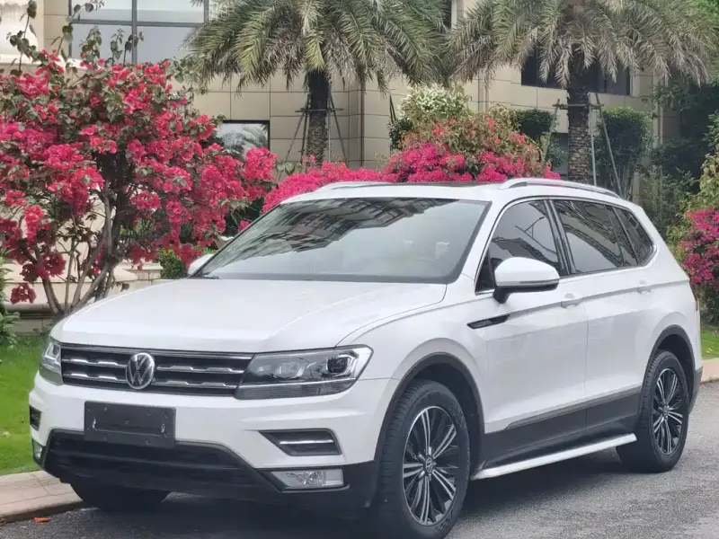 Volkswagen Tiguan L, 2021