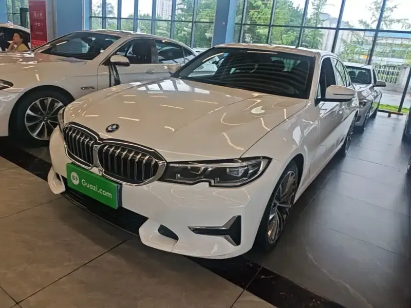 BMW 3 Series, 2020