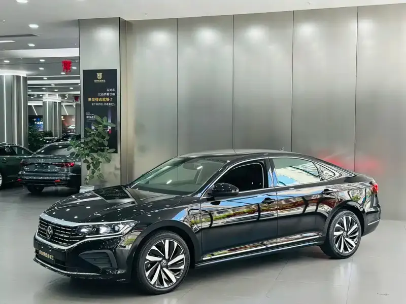 Volkswagen Passat, 2024