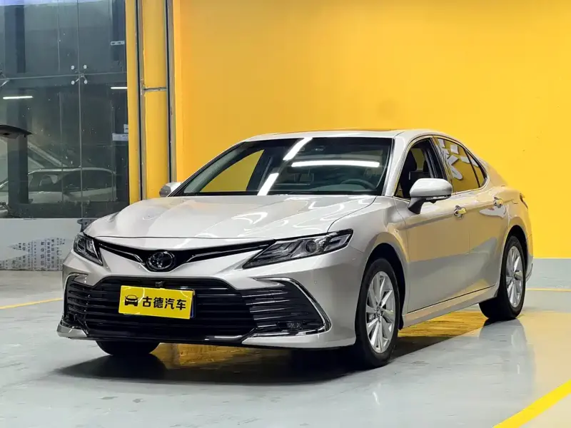 Toyota Camry, 2023
